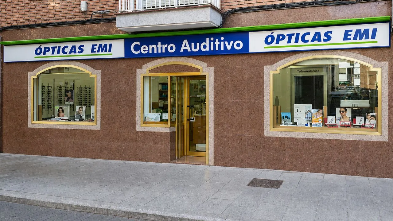 centro auditivo opticas emi villaverde